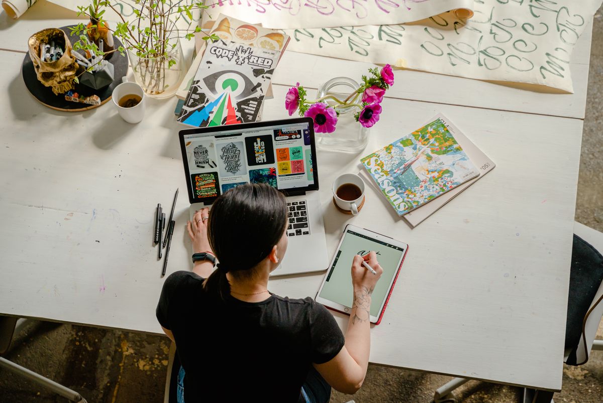 Internet and Email Essentials course cover